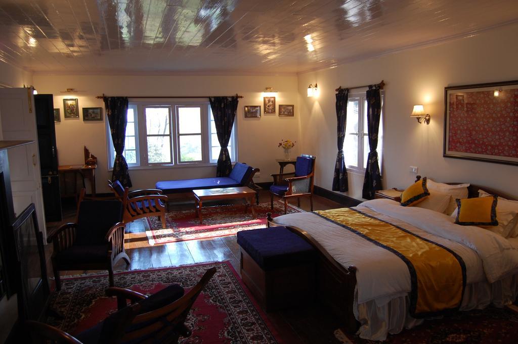 Tumsong Chiabari - The Tea Retreat Hotel Darjeeling  Bilik gambar