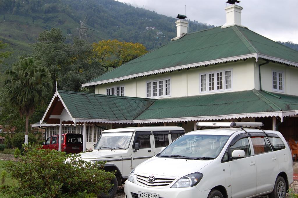 Tumsong Chiabari - The Tea Retreat Hotel Darjeeling  Bilik gambar